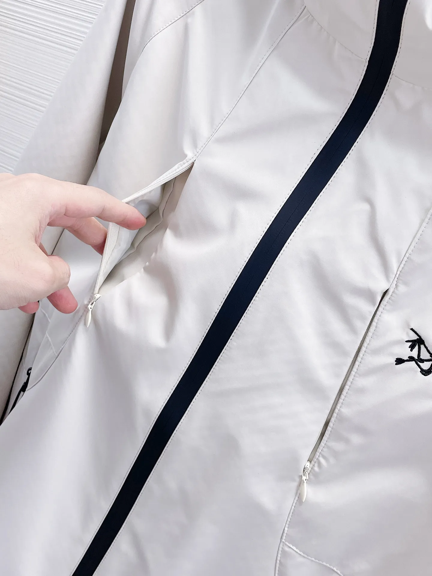 Same Style， ， 2026 New Arrival ， Original Premium Breathable ， ， ， Quality。 ， Sizes：M～3XL，